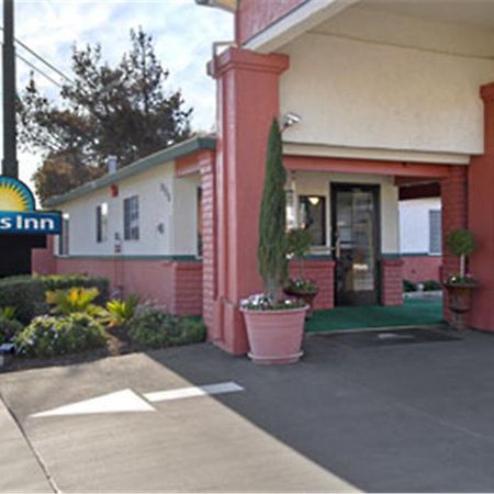 Days Inn Salinas Airport Kültér fotó